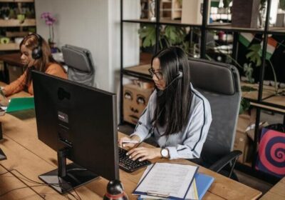 The Best Virtual Assistant Jobs With the Highest Pay in 2022