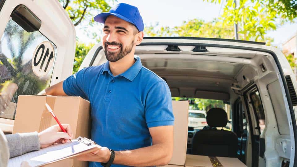 5 Important Steps for Onboarding New Couriers to Your Delivery Business