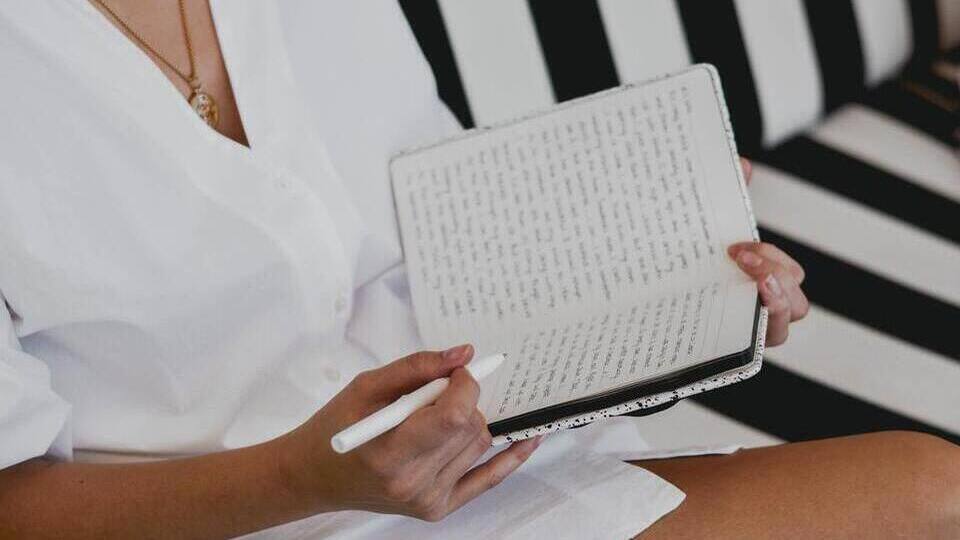 13 Journaling Ideas: Don’t Fear the Empty Page!